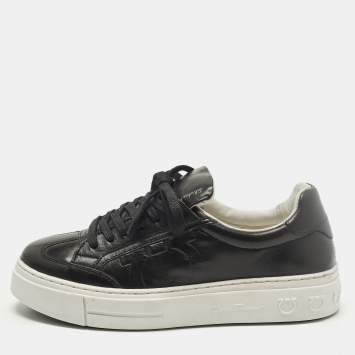 مملوكة مسبقًا Salvatore Ferragamo Gancini Size 40 Black Leather Lace Up Sneakers