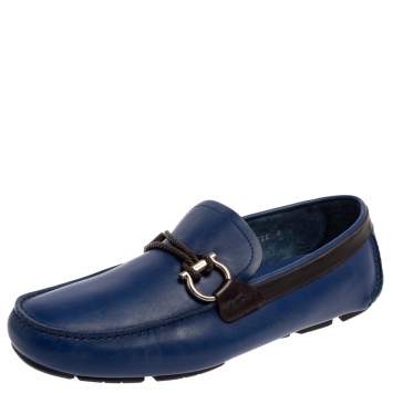 مملوكة مسبقًا Salvatore Ferragamo Blue Leather Gancini Bit Slip On Loafers Size 42 