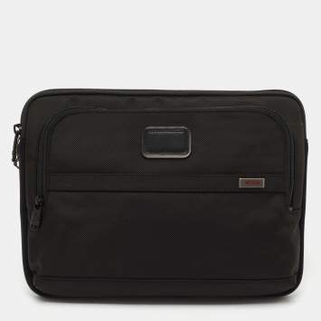 Pre Owned Tumi Black Nylon Medium  Alpha3 Laptop Cover