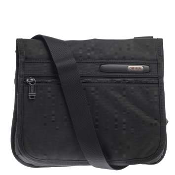 Pre Owned Tumi Black Nylon Small DFO Flap Messenger Bag
