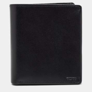 Pre Owned Tumi Black Leather Global Vertical Flip Coin Wallet