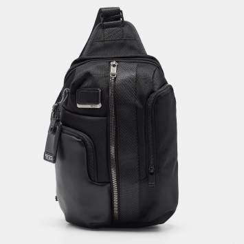 Pre Owned TUMI Black Nylon and Leather Alpha Bravo Saratoga Sling Bag