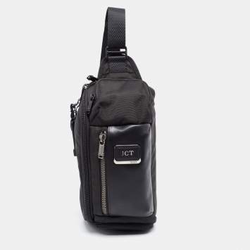 Pre Owned TUMI Black Nylon and Leather Alpha Bravo Kelly Sling Bag