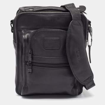 Pre Owned Tumi Black Leather Double Zip Messenger Bag