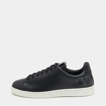 Pre Owned Valentino Black Leather Low Top Sneakers  Size 42.5