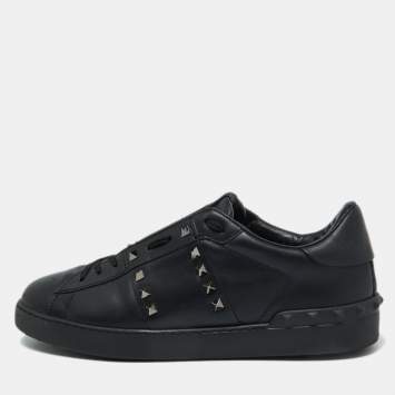 Pre Owned Valentino Black Leather Rockstud Untitled Low Top Sneakers Size 44.5