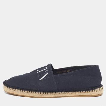 Pre Owned حذاء إسبادريل فالنتينو قماش أزرق بحري مقاس 43.5 مزين شعار الماركة في إل تي إن