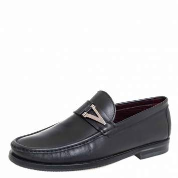 Pre Owned Valentino Black Leather V Logo Slip On Loafers Size 41