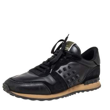 مملوكة مسبقًا Valentino Black Leather and Suede Rockrunner Sneakers Size 43