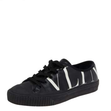 مملوكة مسبقًا Valentino Black Leather VL7N  Sneakers Size 41
