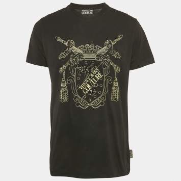 مملوكة مسبقًا تي شيرت فيرساتشي جينز كوتور جيرسي أسود مطبوع بالشعار مقاس كبير جداً