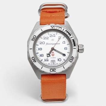 مملوكة مسبقًا Vostok Komandirskie 650546 White Dial Stainless Steel Fabric Men's Wristwatch 42mm
