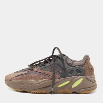 Pre Owned Yeezy x Adidas Multicolor Suede and Mesh Boost 700 V2 Mauve Sneakers Size 40 2/3