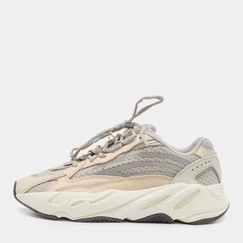 Pre Owned Yeezy x Adidas Grey Fabric and Nubuck Boost 700 V2-cream Sneakers Size 40