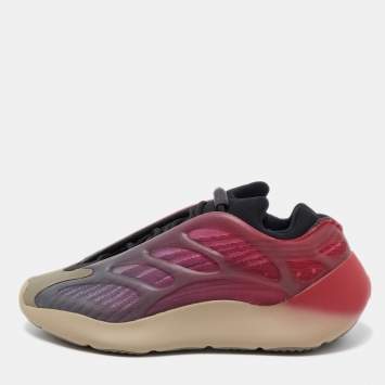 Pre Owned Yeezy x Adidas Red/Grey Ombre Knit Fabric Yeezy 700 V3 Fade Carbon Sneakers Size 41 1/3