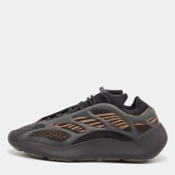 Pre Owned Yeezy x Adidas Brown/Black Knit Fabric and Rubber 700 V3 Clay Brown Sneakers Size 43 1/3