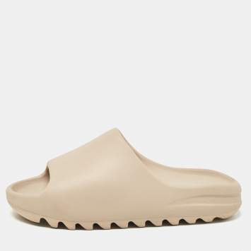 Pre Owned Yeezy x Adidas Beige Rubber Pure Slides Size 43
