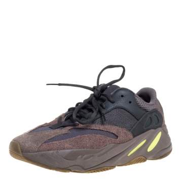 Pre Owned Yeezy x Adidas Brown/Grey Mesh And Suede Leather 700 V2 Mauve Sneakers Size 44