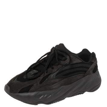 Pre Owned Yeezy x Adidas Black/Grey Suede And Canvas Boost 700 V2 Vanta Sneakers Size 42