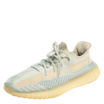 Pre Owned Yeezy x Adidas Blue/White Knit Fabric Boost 350 V2 Cloud White Sneakers Size 44