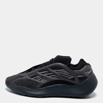Pre Owned Yeezy x Adidas Black/Grey Knit Fabric and Rubber Boost 700 V3 Alvah Sneakers Size 44