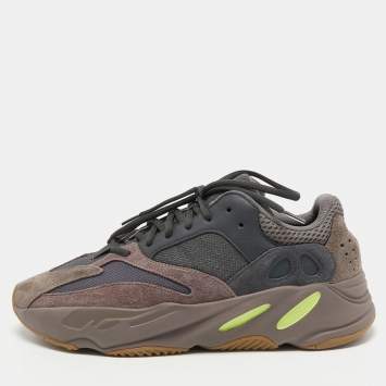 Pre Owned Yeezy x Adidas Muticolor Suede and Mesh Boost 700 Mauve Sneakers Size 44 2/3
