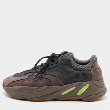 Pre Owned Yeezy x Adidas Multicolor Suede and Mesh Boost 700 Mauve Sneakers Size 41 1/3