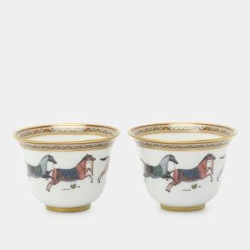 Pre Owned Hermès Porcelain White Cheval d'Orient No.1 Mini Cup Set