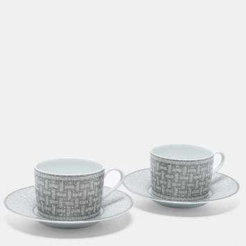 Pre Owned Hermès Mosaique AU 24 Platinum Tea Cup & Saucer Set