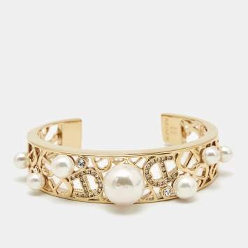Pre Owned Aigner Faux Pearl Crystal Gold Tone Open Cuff Bracelet