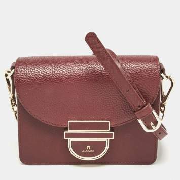 Pre Owned Aigner Burgundy Leather Flap Crossbody Bag