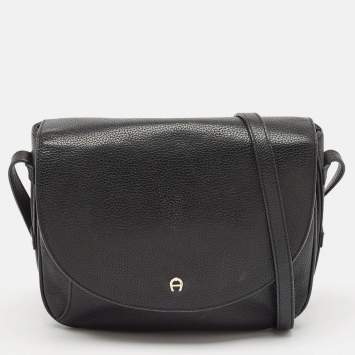 Aigner Black Leather Flap Shoulder Bag