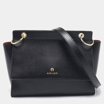 Pre Owned Aigner Black Leather Mini Carol Shoulder Bag