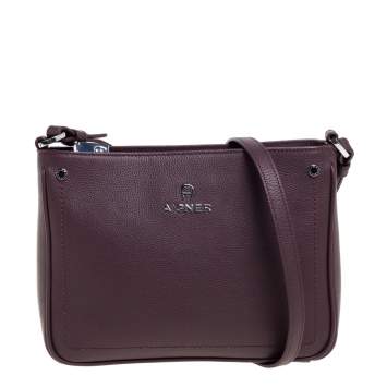 Pre Owned Aigner Burgundy Leather Zip Shoulder Bag