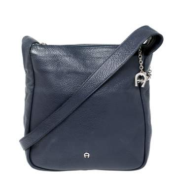 Pre Owned Aigner Navy Blue Grained Leather Zip Messengers Bag