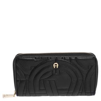 Pre Owned Aigner Black Quilted Leather Zip Around Wallet