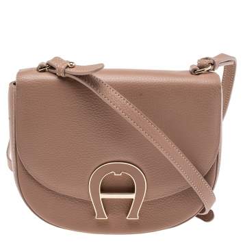 Pre Owned Aigner Pink Grained Leather Mini Pina Crossbody Bag