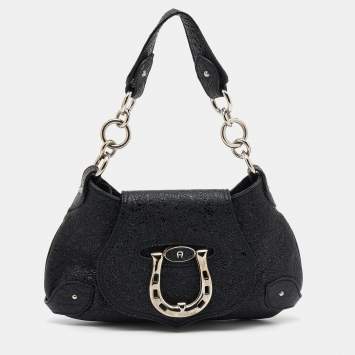 Pre Owned Aigner Black Crinkled Patent Leather Baguette Bag