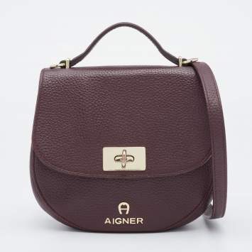 مملوكة مسبقًا Aigner Burgundy Leather Turnlock Flap Crossbody Bag