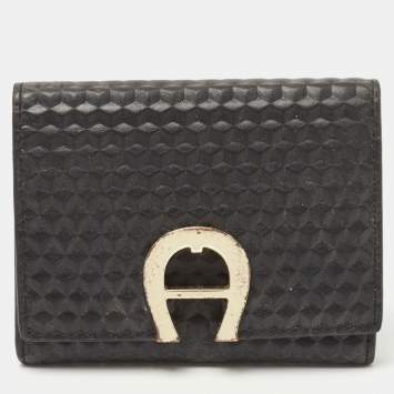 Pre Owned Aigner Black Leather Trifold Wallet