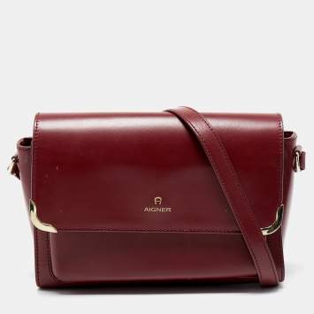 Pre Owned Aigner Burgundy Leather Amber Flap Crossbody Bag