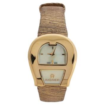Pre Owned Aigner Mother Of Pearl Yellow Gold Plated Stainless Steel Venezia A39200 Women's Wristwatch 36 mm