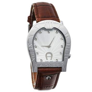 Pre Owned Aigner Silver Stainless Steel Leather Verona Nuovo A22100 Women's Wristwatch 33 mm