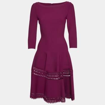 مملوكة مسبقًا Alaia Pink Stretch Knit Vienne Double Scallop Short Dress M