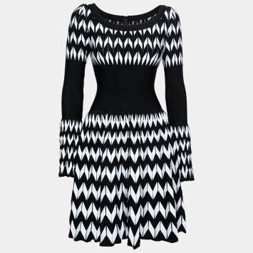 Pre Owned Alaia Black & White Jacquard Knit Belize Origami Dress S