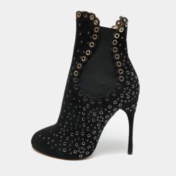 مملوكة مسبقًا حذاء بوت للكاحل علابا أسود سويدي مزين بحلقات مقاس 39