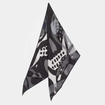 Pre Owned Alexander McQueen Grey Printed Silk Bandana 
