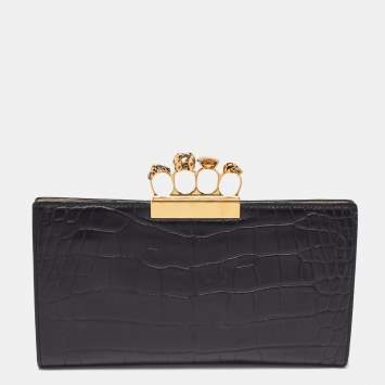 Pre Owned Alexander McQueen Black Croc Embossed Leather Skull Knuckle Clutch