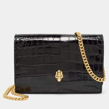 Pre Owned Alexander McQueen Black Croc Embossed Leather Skull Chain Clutch