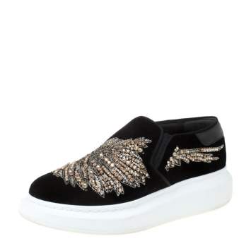 Pre Owned Alexander McQueen Black Crystal Embellished Velvet Slip On Platform Sneakers Size 37.5